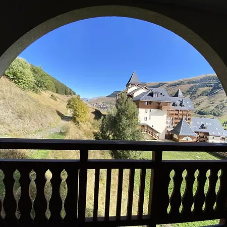 Résidence Soleil - T2 Skis Aux Pieds Avec Vue Sur Les Montagnes Et Place De Parking Privée Couverte Mae-5401