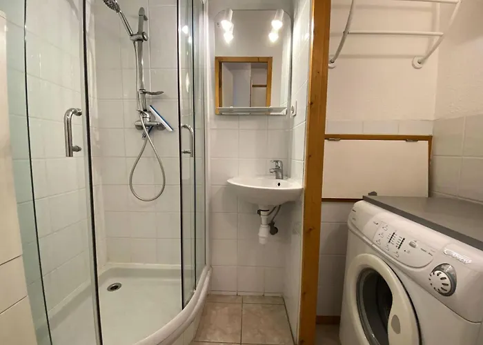 Soleil - T2 Skis Aux Pieds Avec Vue Sur Les Montagnes Et Place De Parking Privee Couverte Mae-5401 Les Deux Alpes